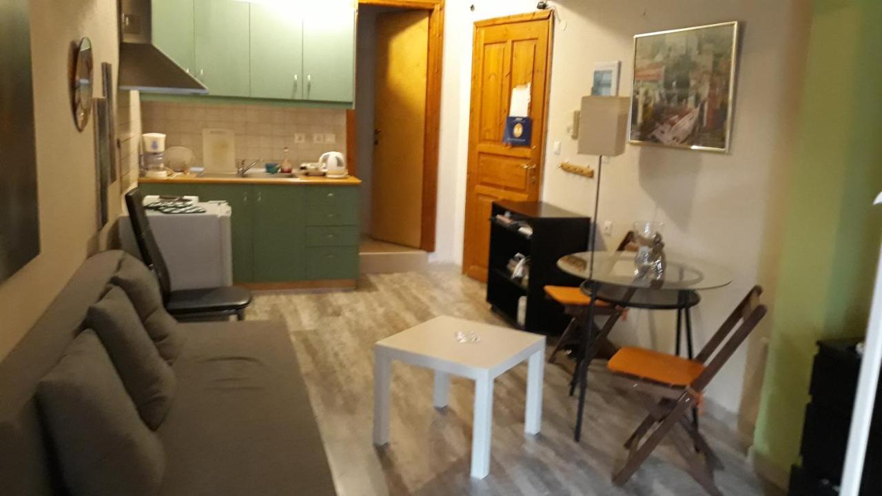 Mini Suite Neighboring The Center テッサロニキ エクステリア 写真